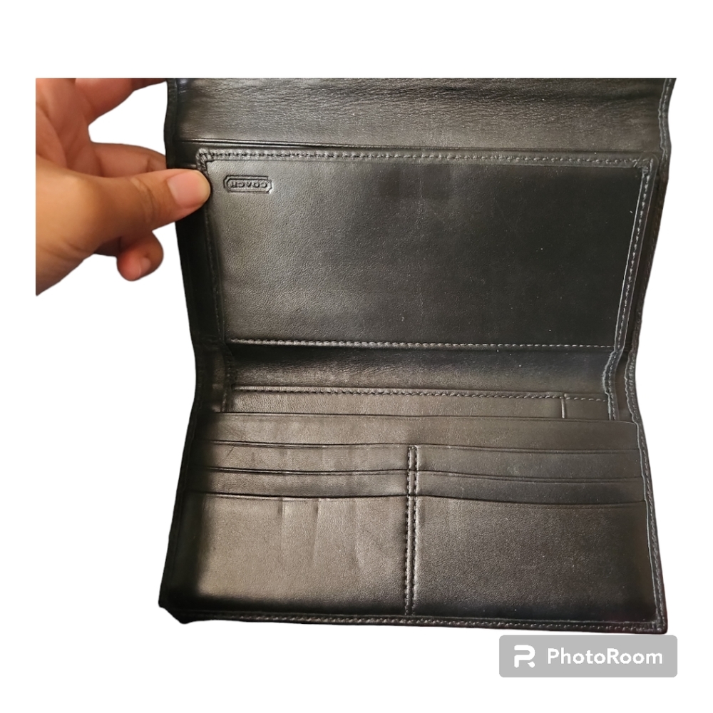 Coach Wallet - Picture 6 of 9